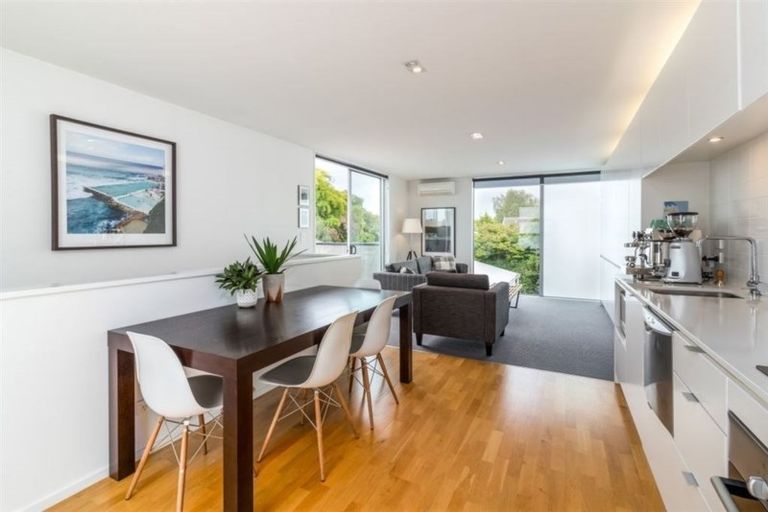 Photo of property in 8/50 Perth Street, Richmond, Christchurch, 8013
