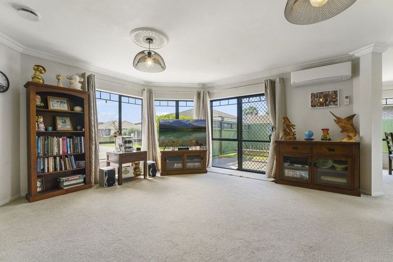 Photo of property in 40 Ocean Crest, Papamoa Beach, Papamoa, 3118