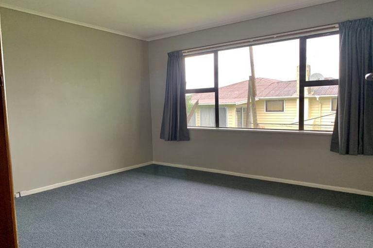 Photo of property in 11a Whitney Street, New Windsor, Auckland, 0600