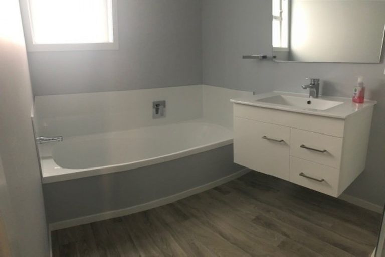 Photo of property in 11a Wharenui Road, Owhata, Rotorua, 3010