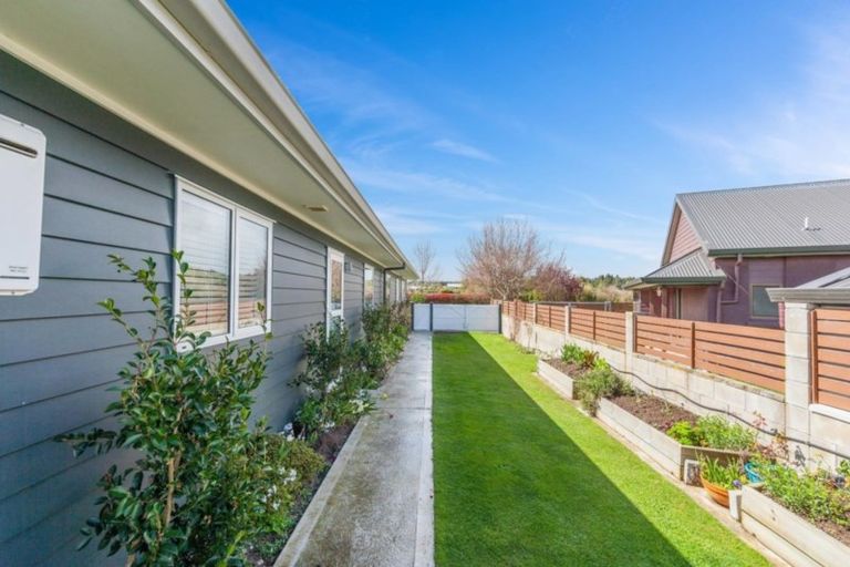 Photo of property in 3 Montgomery Crescent, Kinloch, Taupo, 3377