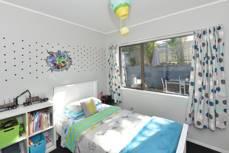 Photo of property in 37 Ridgeway Drive, Te Kamo, Whangarei, 0112