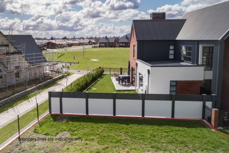 Photo of property in 1 Garland Lane, Leamington, Cambridge, 3432