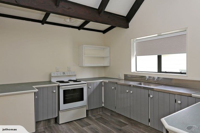 Photo of property in 2/73 Milton Road, Bluff Hill, Napier, 4110