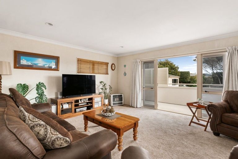Photo of property in 130a Oceanbeach Road, Mount Maunganui, 3116