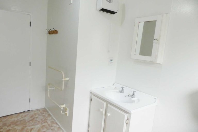 Photo of property in 2/27 Hendon Street, Edgeware, Christchurch, 8013