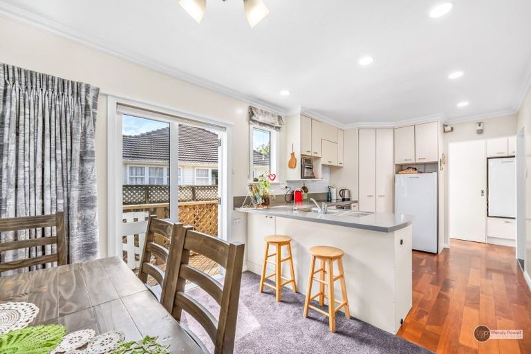 Photo of property in 70 Longfellow Street, Trentham, Upper Hutt, 5018