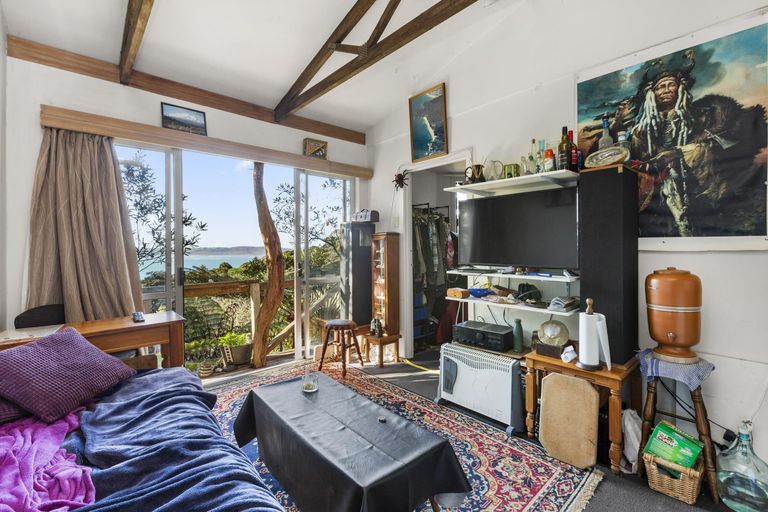 Photo of property in 19 Te Tuhi Road, Raglan, 3297