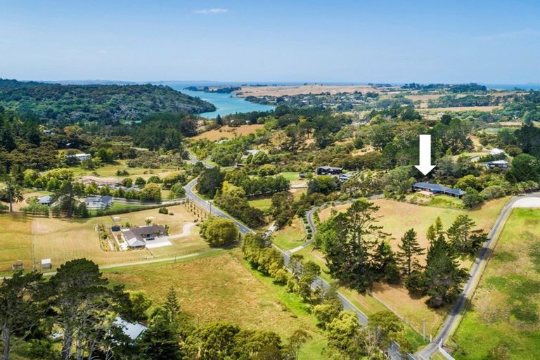 Photo of property in 32 Haigh Access Road, Redvale, Albany, 0794