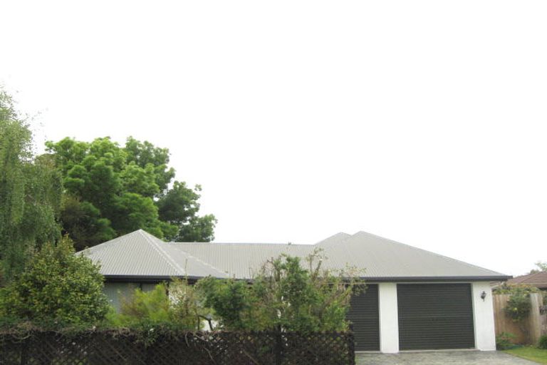 Photo of property in 51 Regency Crescent, Redwood, Christchurch, 8051