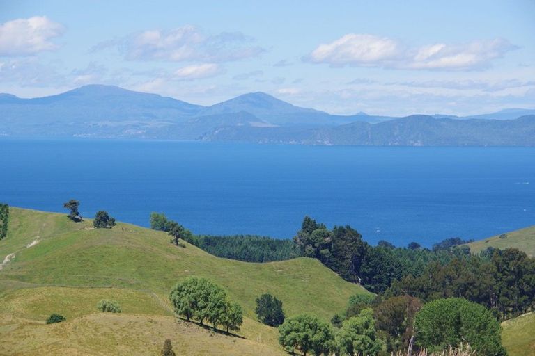 Photo of property in 71 Ross Rise, Kinloch, Taupo, 3385