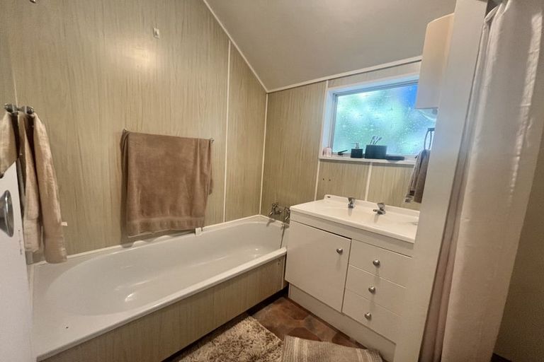 Photo of property in 56c Mackenzie Street, Winton, 9720