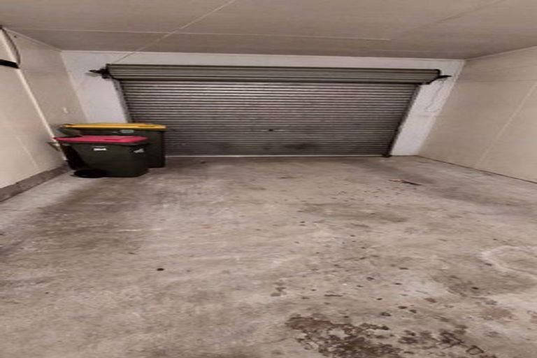 Photo of property in 2/100 Cargill Street, Papakura, 2110