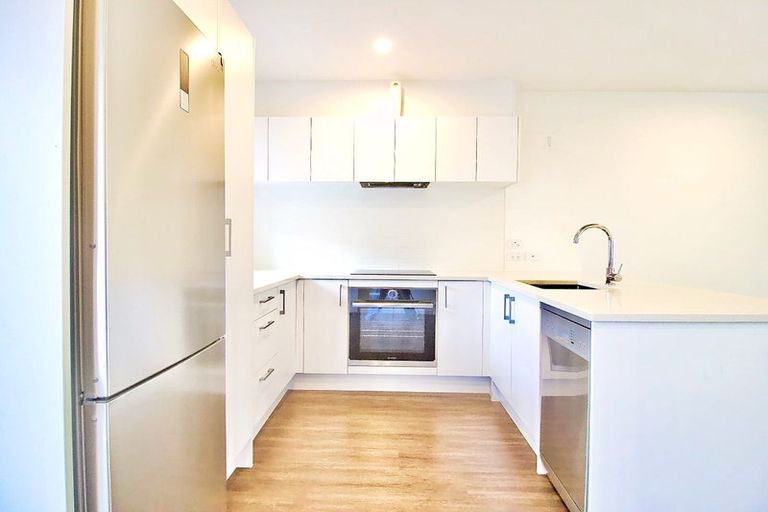 Photo of property in 26 Kotuitui Street, Manukau, Auckland, 2104