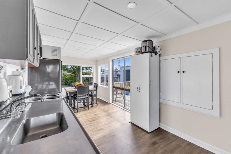 Photo of property in 122 Cordelia Street, Stratford, 4332