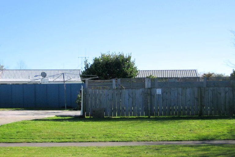 Photo of property in 1 Admiral Crescent, Flagstaff, Hamilton, 3210