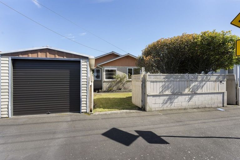 Photo of property in 52 Wallace Place, Westown, New Plymouth, 4310