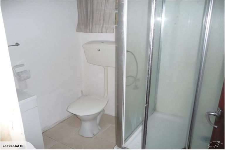 Photo of property in 6/3 Koromiko Street, New Lynn, Auckland, 0600