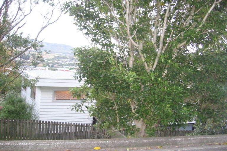 Photo of property in 15 Olivia Crescent, Tawa, Wellington, 5028
