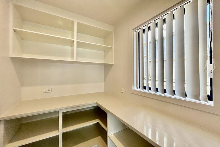 Photo of property in 4 Rockpool Road, Orewa, 0931