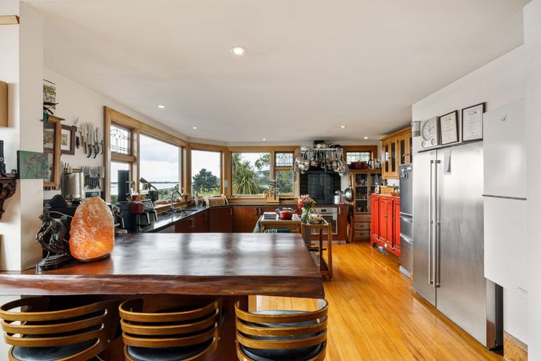 Photo of property in 14 Mccormacks Bay Road, Mount Pleasant, Christchurch, 8081