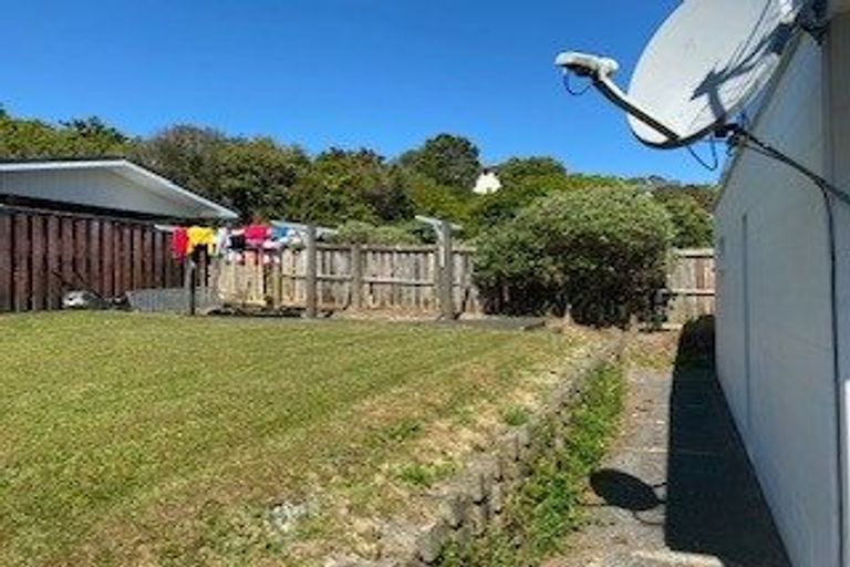Photo of property in 15b Cypress Drive, Maungaraki, Lower Hutt, 5010