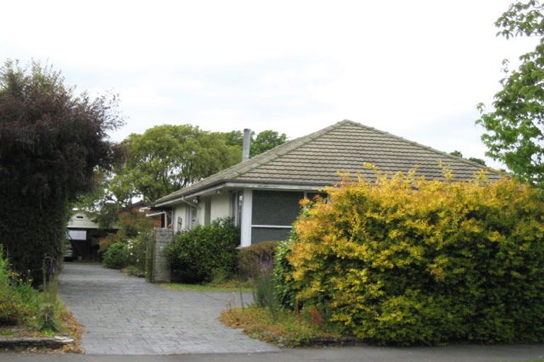 Photo of property in 26 Radbrook Street, Avonhead, Christchurch, 8042