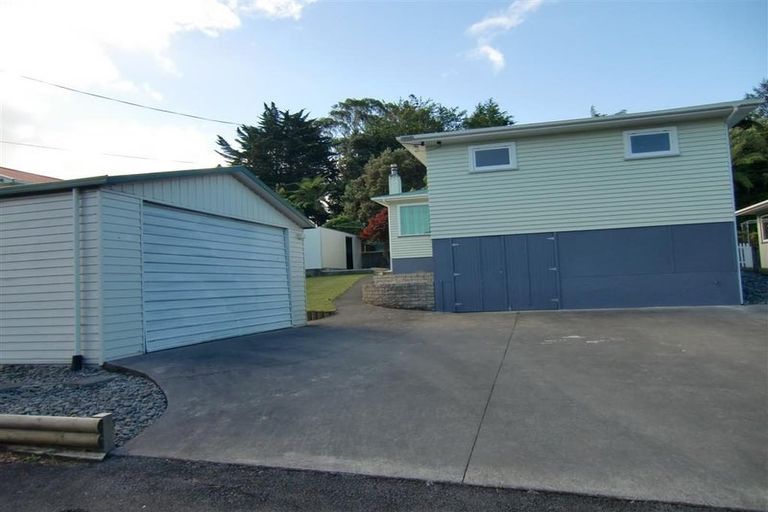 Photo of property in 6 Hillside Crescent, Westown, New Plymouth, 4310
