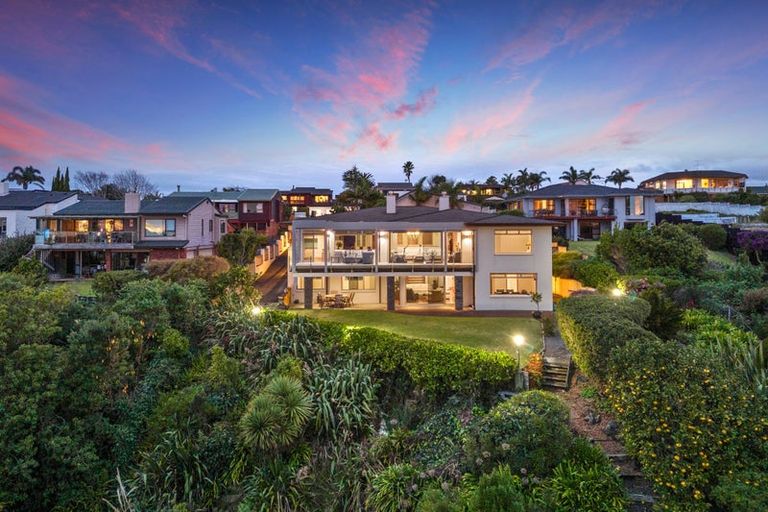 Photo of property in 2/22 Falstaff Place, Half Moon Bay, Auckland, 2012