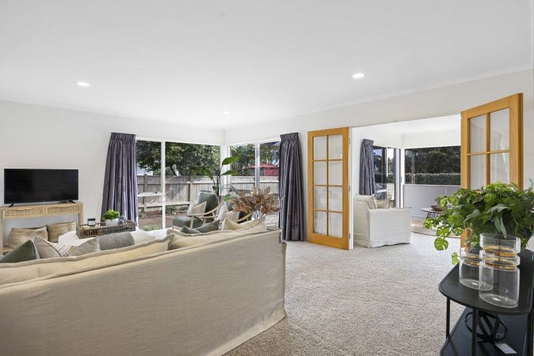 Photo of property in 17d Kinross Drive, Merrilands, New Plymouth, 4312