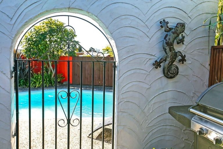 Photo of property in 15 Madden Place, Solway, Masterton, 5810