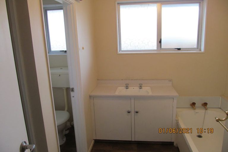 Photo of property in 35 Buckleys Road, Rangiora, 7400