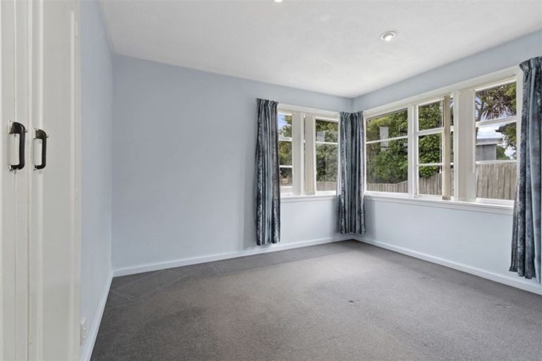 Photo of property in 68 Racecourse Road, Sockburn, Christchurch, 8042