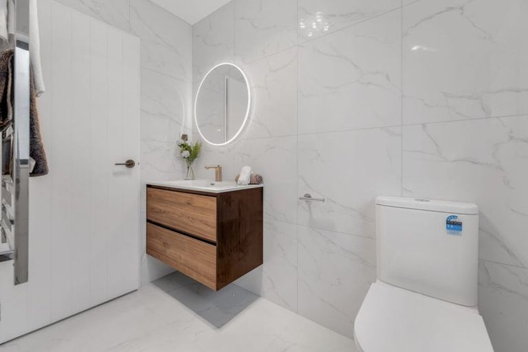 Photo of property in 2e Hughs Way, Flat Bush, Auckland, 2019