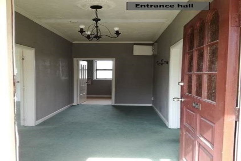 Photo of property in 115 Avonhead Road, Avonhead, Christchurch, 8042