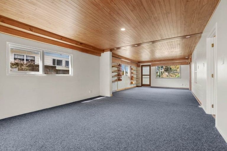 Photo of property in 102 Sartors Avenue, Browns Bay, Auckland, 0630
