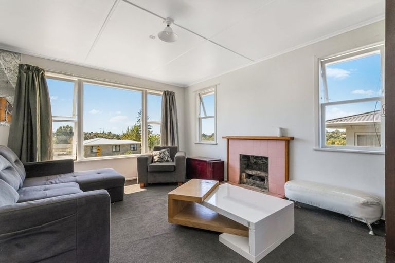 Photo of property in 50 Paewai Road, Glen Eden, Auckland, 0602