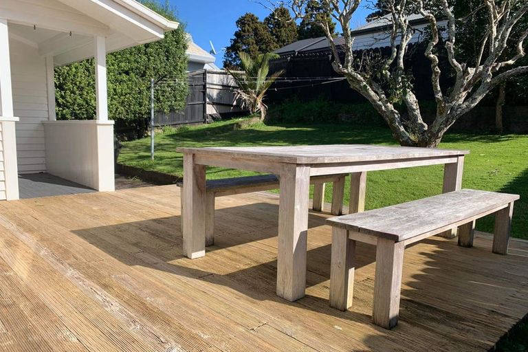 Photo of property in 41 Hillsborough Road, Hillsborough, Auckland, 1042