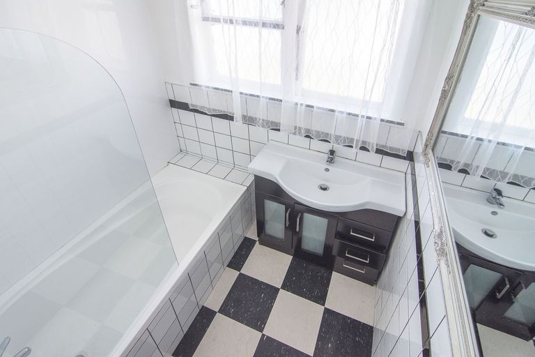 Photo of property in 157 Church Street, Masterton, 5810