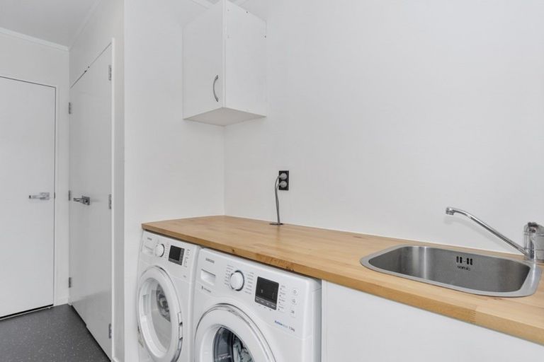 Photo of property in 33 Arabian Drive, Papamoa Beach, Papamoa, 3118