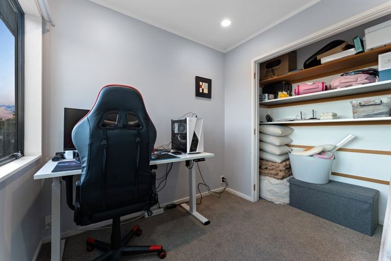 Photo of property in 1 Relko Crescent, Torbay, Auckland, 0630