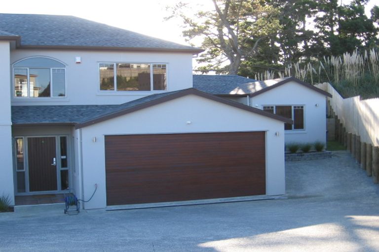 Photo of property in 48 Ballymore Drive, Pinehill, Auckland, 0632