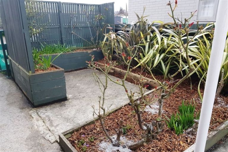 Photo of property in 35b Essex Street, Balclutha, 9230