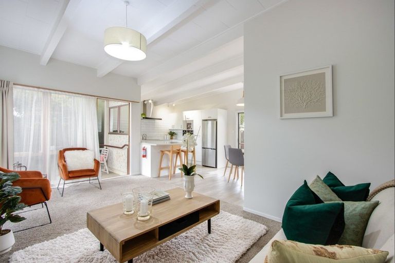 Photo of property in 19 Skerrett Crescent, Tamatea, Napier, 4112