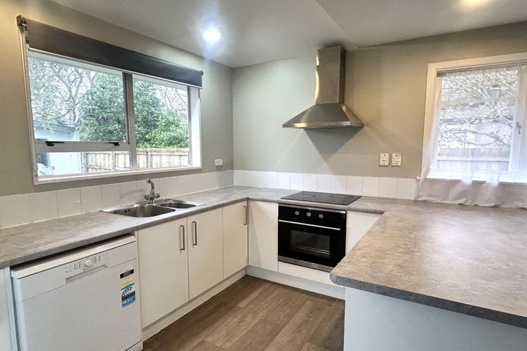 Photo of property in 73 Martin Road, Paraparaumu Beach, Paraparaumu, 5032