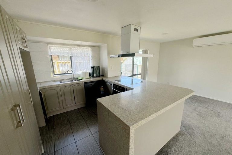 Photo of property in 80 Chapel Road, Flat Bush, Auckland, 2019