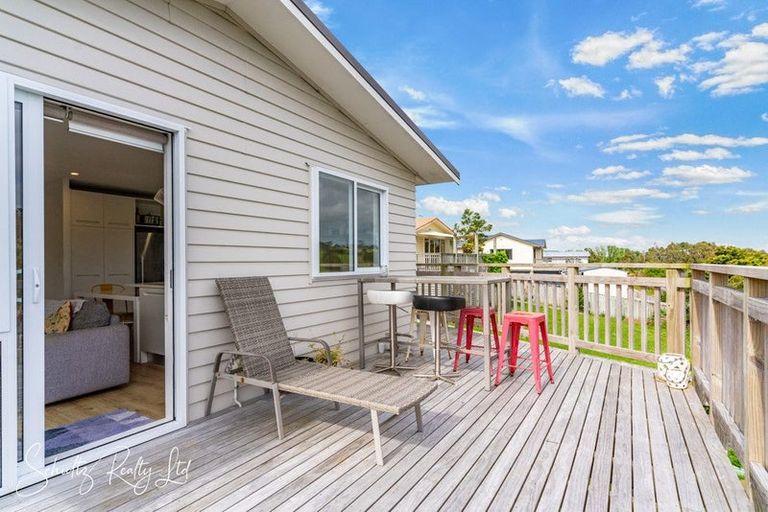 Photo of property in 15 Ash Grove, Maungaturoto, 0520