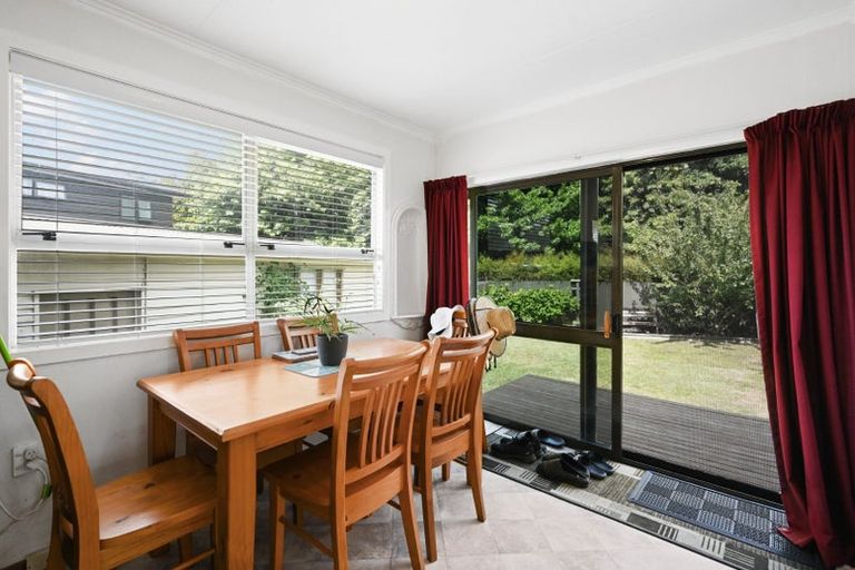 Photo of property in 73 Oakfield Crescent, Pukete, Hamilton, 3200