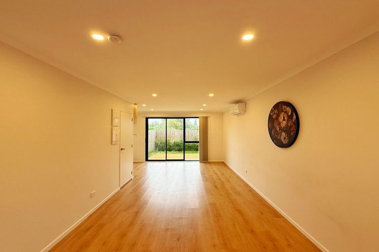Photo of property in 5/31 Normandy Place, Henderson, Auckland, 0610