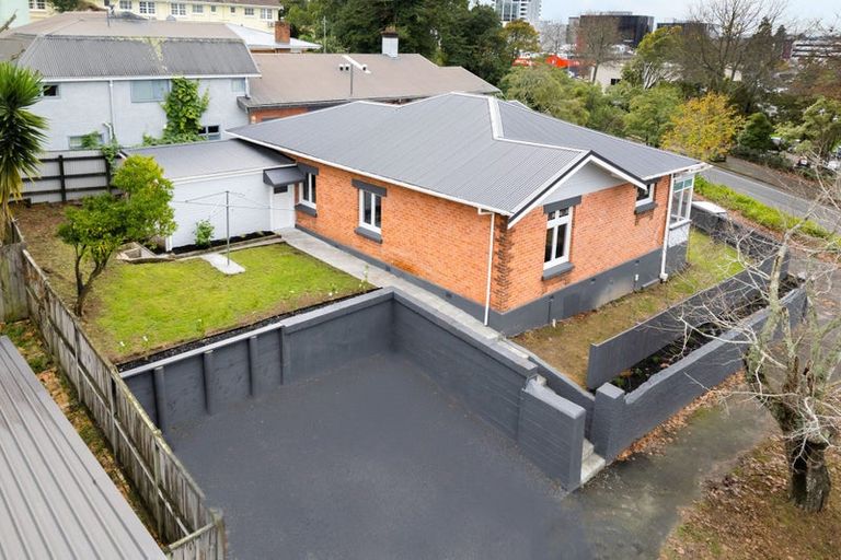 Photo of property in 8 Pembroke Lane, Hamilton Lake, Hamilton, 3204